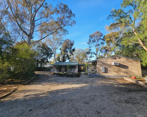 Barossa Country Cottages Hotels in Lyndoch