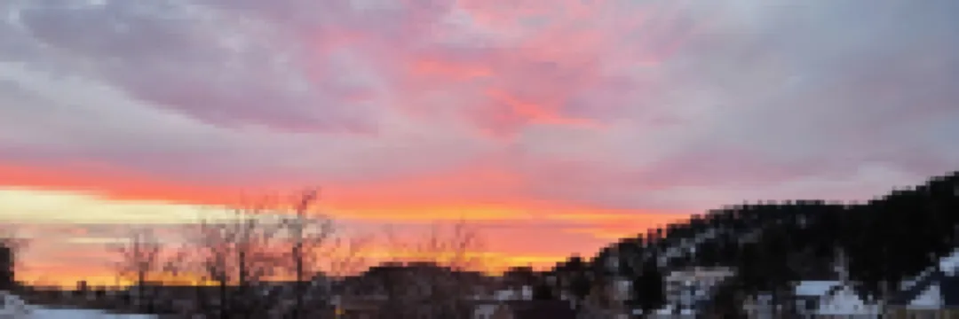 Birch Bungalow: Lead 2 Bedroom/2 Bath Condo. 5 mi to Skiing & 17 mi to Sturgis