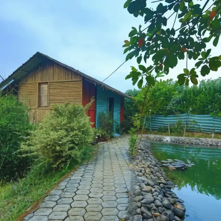 Koomankolly Resort Отели рядом с достопримечательностью «Остров Курува-Двип»