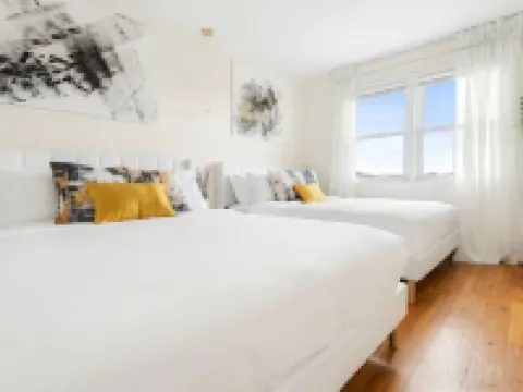 Prime Luxe 3-BR NYC - Free Parking Hotels in White Plains