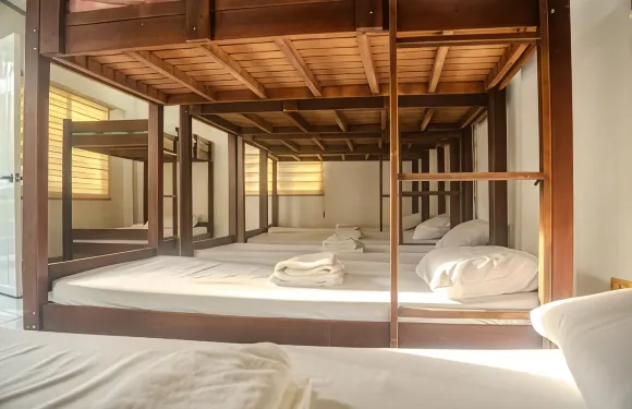 L＆M赫爾斯斯通斯洛奇賓館