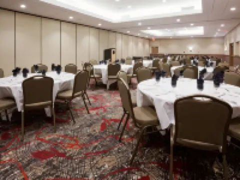 Best Western Plus Willmar Hotels in Willmar