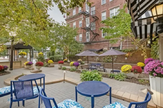 Best Western Plus Hawthorne Terrace Hotel