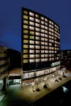 홀리데이 인 코트부스 바이 IHG - 주차장