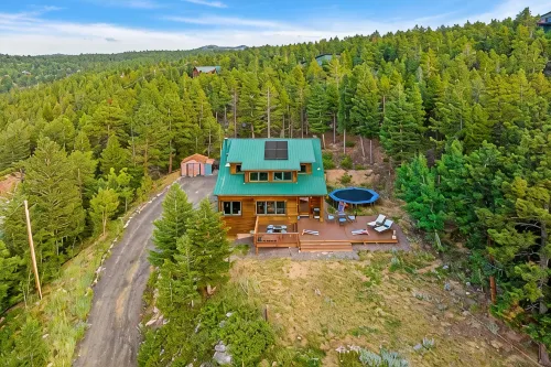 Solar Pwd Peaceful Mtn Retreat~Fire Pit~Ev Charger~Cornhole~Foosball~Starlink~AC