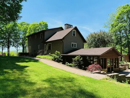 Raystown Mountain Escape - Views & Relaxing Spaces - 4-Star