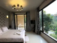 Hi-Scene Resort