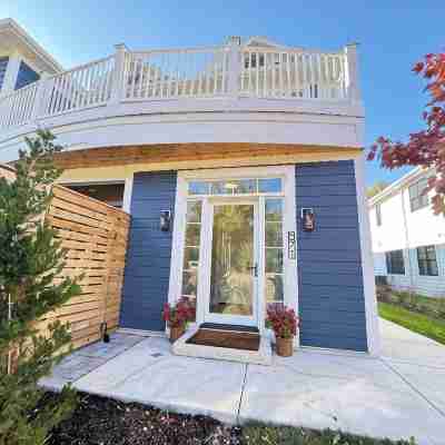 NEW Spacious 3-bedroom condo with in Fontana-on-Geneva Lake. Hotel Exterior