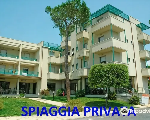 Hotel Flora Ξενοδοχεία στην πόλη Bibbona