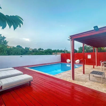 New Boutique House with Pool near the Beach