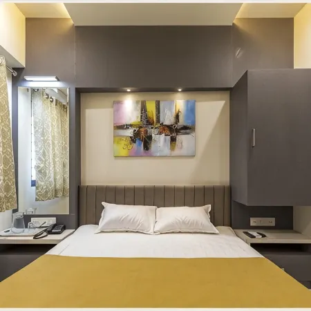 Hotel Rajlaxmi Grand