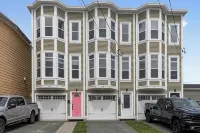 Modern Downtown Home - Garage & Parking - St Johns - บังกะโล