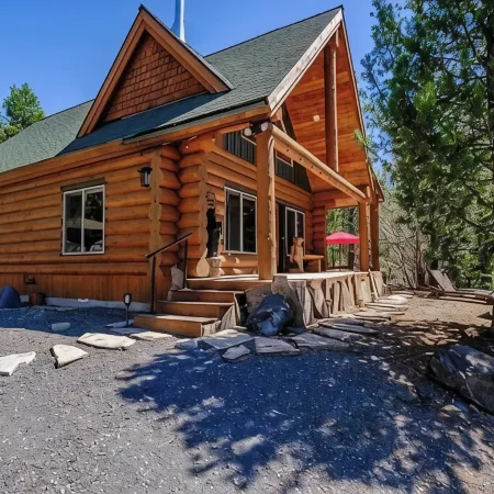 Gorgeous Log Cabin with Hot Tub & Theater near Snowmobile & SXS Trails & Lakes!
