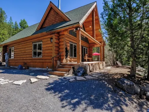 Gorgeous Log Cabin with Hot Tub & Theater near Snowmobile & SXS Trails & Lakes!