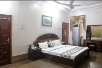 The Candy Suites