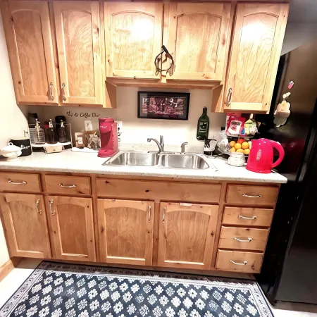 Charming 2-bedroom bacement with WiFi, AC in enjoyable Murray