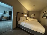FairBridge Inn And Suites Will Rogers Airport | Restaurant & Bar - bar