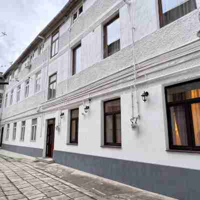 Studio Balcescu 49 - Central Brasov Hotel Exterior