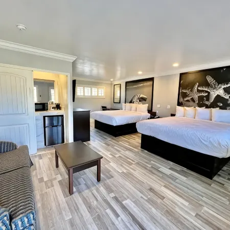 Aura Inn Monterey
