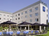 Novotel Barcelona Cornella - ที่มีสระว่ายน้ำ