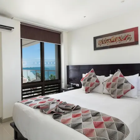 Ramada Suites by Wyndham Wailoaloa Beach Fiji