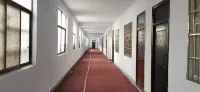 Xingyang Zhangcun Hotel