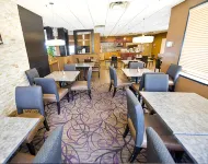Hotel d'Lins Ontario Airport - Bữa sáng