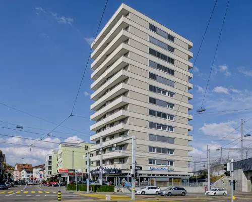 Swiss Star Tower - Self Check-IN Hotels near Seebach