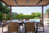 Avithos Beach 2 Mins. Private Pool & Garden. Airport 10 Minutes. - 빌라