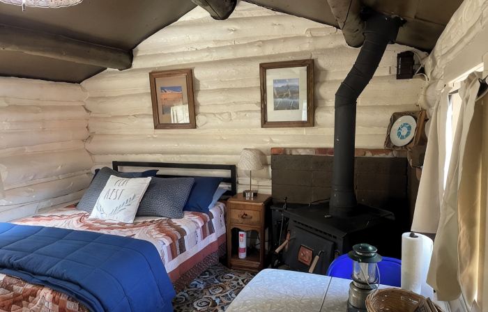 Old Canyon Creekside Cabin - Ski Park, Hot Spring