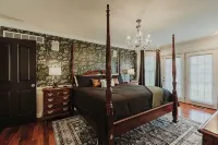 Heated Pool, Hot Tub, Game Room, EV charger, Sleeps 20 - 4-Star