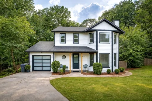 Modern Home - Private Pool & Sauna in Atlanta Suburb / World Cup Ready