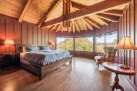 Romantic Lodge in Point Reyes-Inverness: Picturesque Retreat - 4-Star