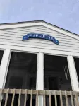 2 Story Beach House with full screen porch - Short walk to beach