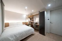 POVERTA HOTEL - 朝食