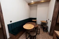 Region-42 - 小旅館