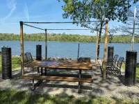 Tennessee River RV Retreat Hotels in Perry County