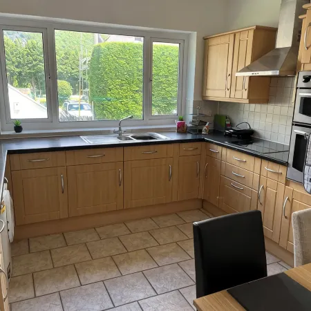 4-6 Guests in centre location with stunning views