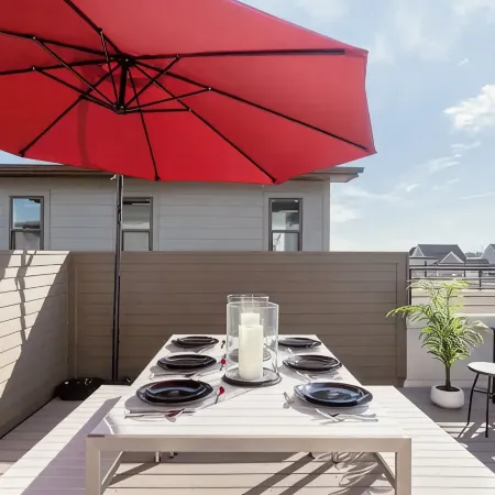 Spacious 4-bedroom house with WiFi, AC in delightful Central Park Denver