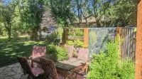Cozy Charming Convenient Lake Street Retreat