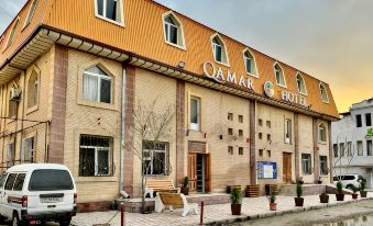 Qamar Hotel