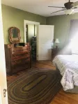 Riverfront Plum Crazy Bungalow w/boat dock! 10 min to Gulf, close to beaches! - Homestays