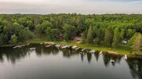 Tiny bungalow secluded in the woods with lake view.  Pets accepted!