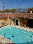 Charming independent studio in Martigues town center, swimming pool, spa
