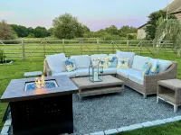 Walk to the Beach - Serene Coastal Country Cottage