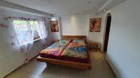 Moderne, Top Ausgestattete, Ruhige, Barrierefreie Ferienwohnung - ที่มีสระว่ายน้ำ