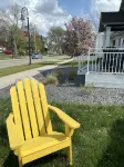 1 block to lake, 2 blocks-Surf Ballroom, & 3 blocks-City Park-Perfect posh stay!