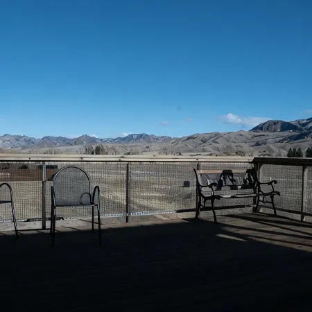 Gateway to Shoshone & Yellowstone