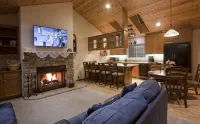 Casa Pacifica-100 Mile View-Your Romantic & Family getaway. - 2-Star