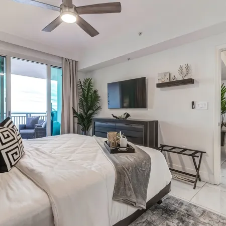 Gorgeous Oceanview 3BR Luxury Condo - "Latitude"